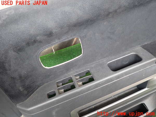 1UPJ-9239691234]デリカD：5(CV2W)右前ドア内張り 中古_2