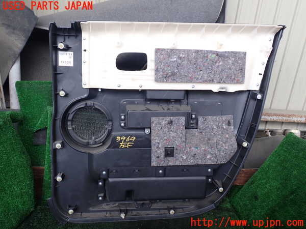 1UPJ-9239691264]デリカD：5(CV2W)左前ドア内張り 中古_4
