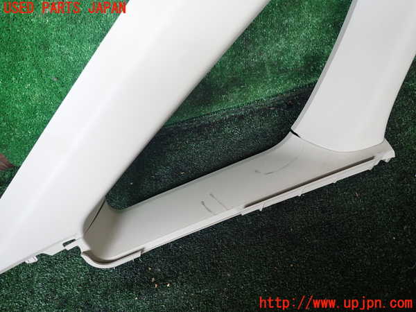 1UPJ-9239697655]デリカD：5(CV2W)右フロントピラートリム 中古_3