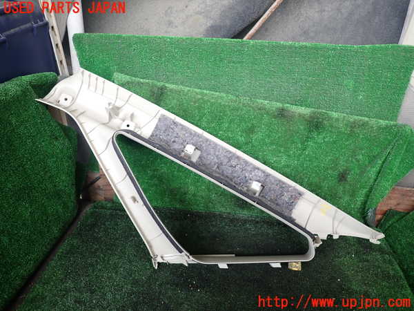 1UPJ-9239697655]デリカD：5(CV2W)右フロントピラートリム 中古_4