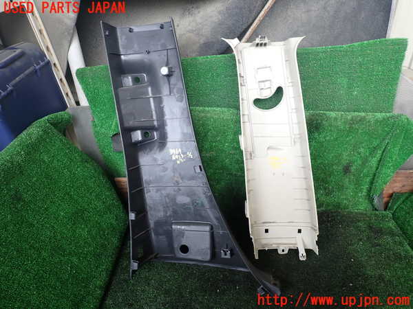 1UPJ-9239697665]デリカD：5(CV2W)右センターピラートリム 中古_3