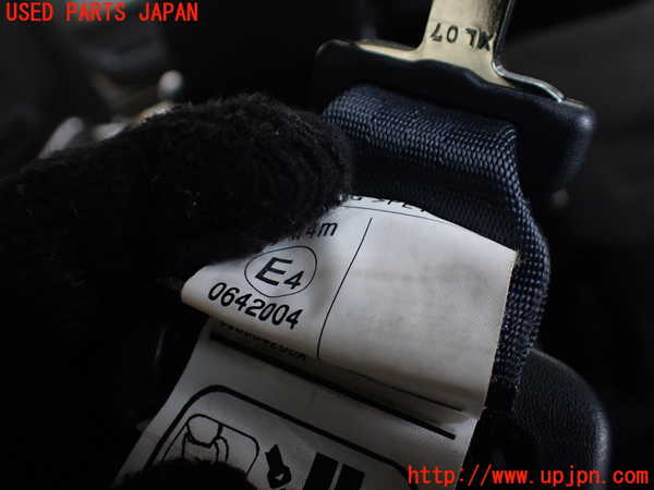 1UPJ-9239697215]デリカD：5(CV2W)3列目シートベルト 中古_4