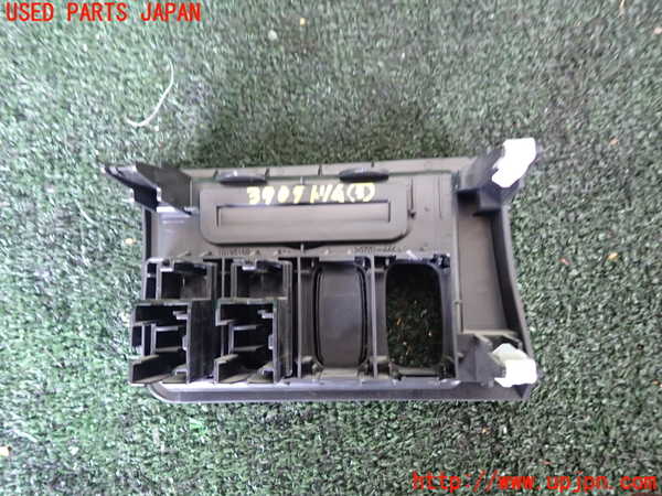1UPJ-9239697693]デリカD：5(CV2W)内装トリム類3 中古_2