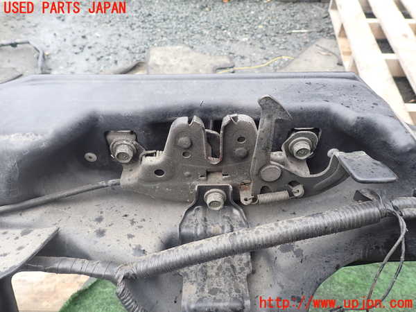 1UPJ-9239701041]エルグランド(NE51)コアサポート 中古_2