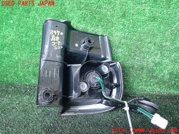 1UPJ-9239701156]エルグランド(NE51)左リアコーナーランプ 中古_2