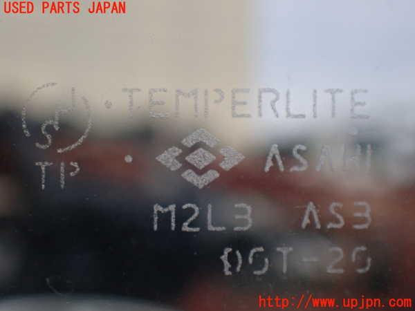 1UPJ-9239701380]エルグランド(NE51)右クォーターガラス ASAHI M2L3 中古_3