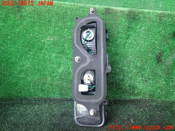 1UPJ-9239701530]エルグランド(NE51)右テールランプ 中古_2