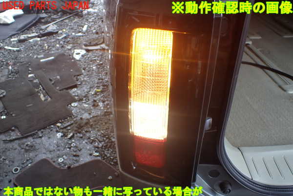 1UPJ-9239701536]エルグランド(NE51)左テールランプ 中古_5