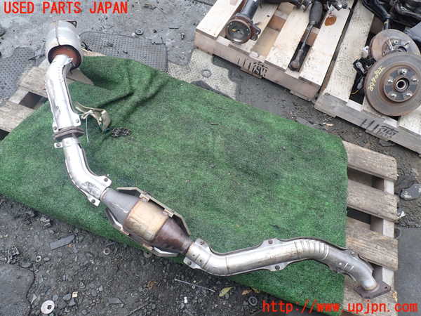 1UPJ-9239702661]エルグランド(NE51)触媒1 (右側) 中古_3