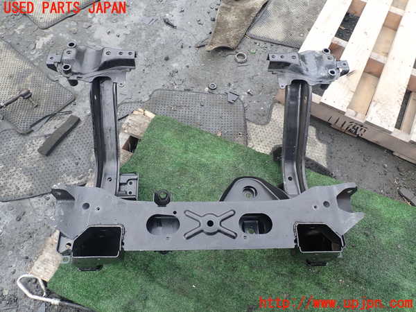 1UPJ-9239705285]エルグランド(NE51)フロントメンバー 中古_4