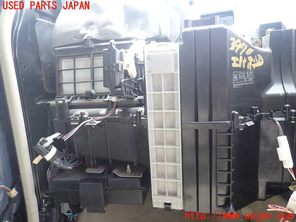 1UPJ-9239706081]エルグランド(NE51)エバポレーター1 中古_3