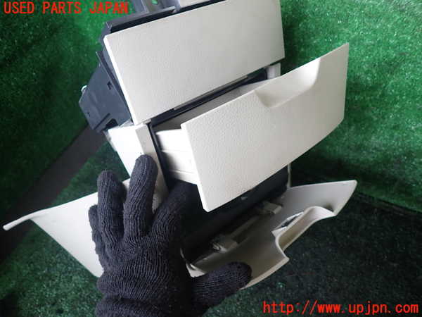 1UPJ-9239707549]エルグランド(NE51)コンソール 中古_3