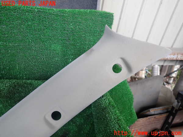 1UPJ-9239707655]エルグランド(NE51)右フロントピラートリム 中古_2