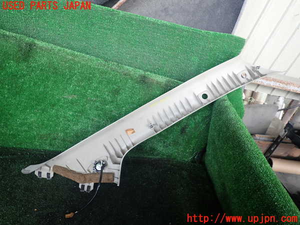 1UPJ-9239707660]エルグランド(NE51)左フロントピラートリム 中古_3
