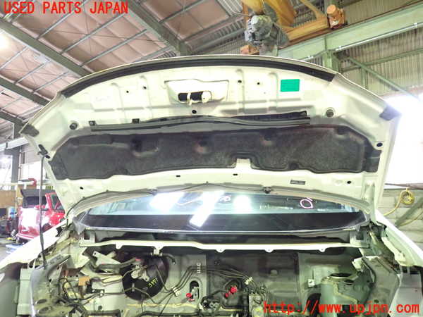 1UPJ-9239711060]セレナ Sハイブリッド(HC26)ボンネットフード 中古_4