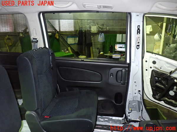 1UPJ-9239711320]セレナ Sハイブリッド(HC26)左後ドア 中古 AGC M2L3_5