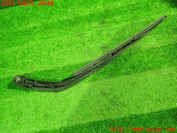 1UPJ-9239711661]セレナ Sハイブリッド(HC26)リアワイパーアーム1 中古_2