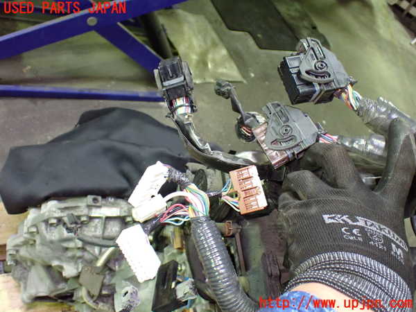 1UPJ-9239712010]セレナ Sハイブリッド(HC26)エンジン MR20DD 中古_3