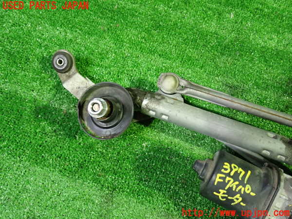 1UPJ-9239716770]セレナ Sハイブリッド(HC26)フロントワイパーモーター 中古_3