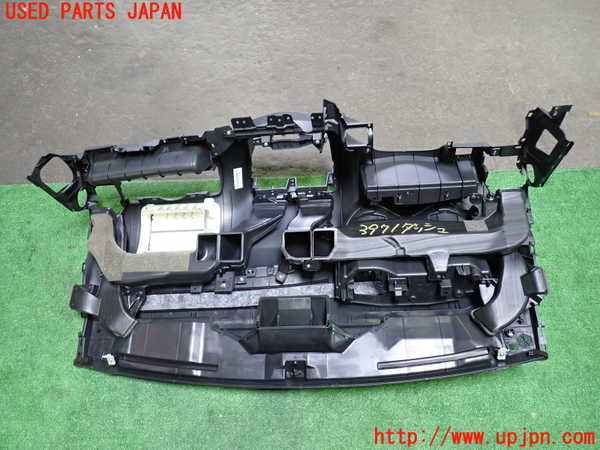 1UPJ-9239717505]セレナ Sハイブリッド(HC26)ダッシュボード 中古_4