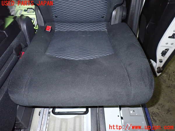 1UPJ-9239717175]セレナ Sハイブリッド(HC26)左2列目シート 中古_3