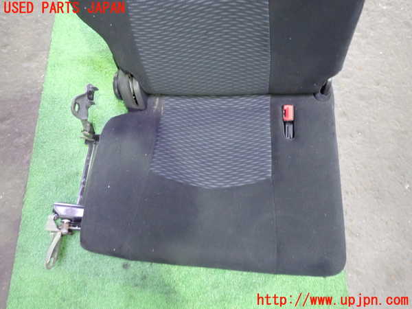 1UPJ-9239717235]セレナ Sハイブリッド(HC26)右3列目シート 中古_3