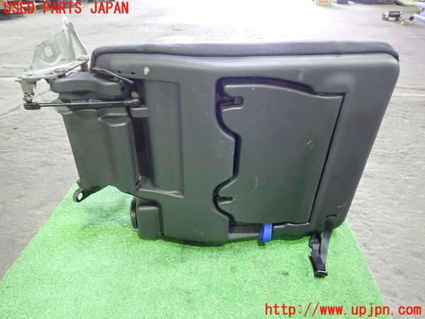 1UPJ-9239717235]セレナ Sハイブリッド(HC26)右3列目シート 中古_5