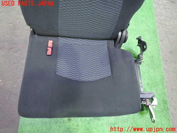 1UPJ-9239717265]セレナ Sハイブリッド(HC26)左3列目シート 中古_3