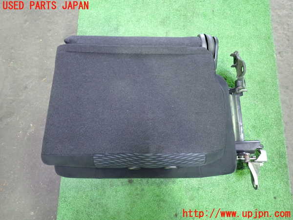 1UPJ-9239717265]セレナ Sハイブリッド(HC26)左3列目シート 中古_4