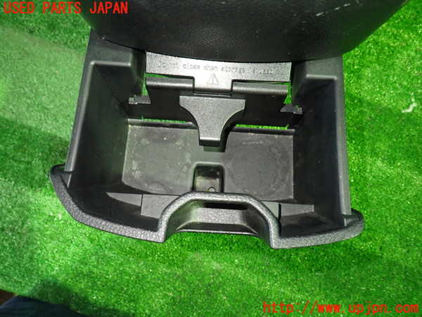 1UPJ-9239717549]セレナ Sハイブリッド(HC26)コンソール 中古_2