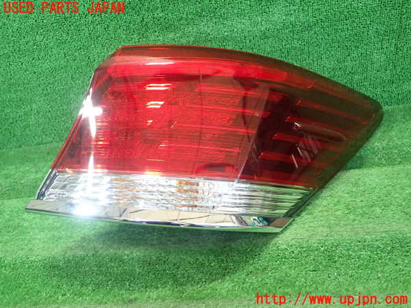 1UPJ-9239721530]クラウン ロイヤル(GRS210)右テールランプ 中古_2