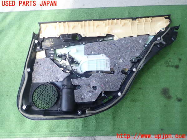 1UPJ-9239721324]クラウン ロイヤル(GRS210)左後ドア内張り 中古_3