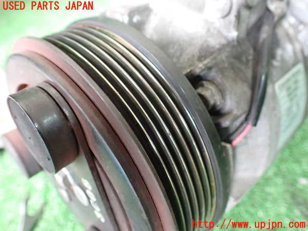 1UPJ-9239736025]デュアリス(KJ10)エアコンコンプレッサー 中古_3