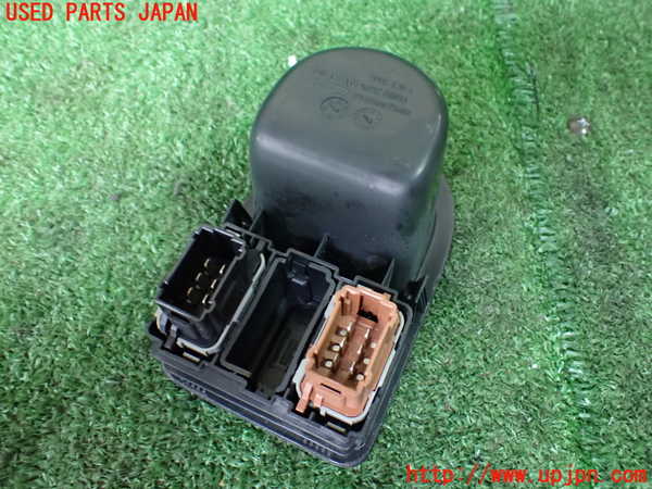 1UPJ-9239736306]デュアリス(KJ10)スイッチ1(シートヒーター) 中古_2
