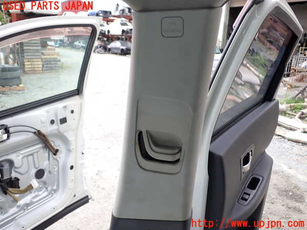 1UPJ-9239737665]デュアリス(KJ10)右センターピラートリム 中古_2