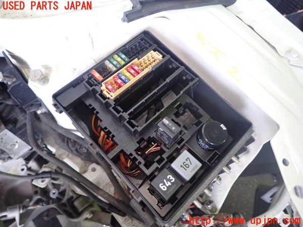 1UPJ-9239756742]アウディ・TT クーペ(8JCDA)ヒューズボックス2 中古_2