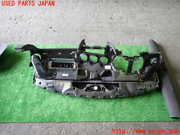 1UPJ-9239757505]アウディ・TT クーペ(8JCDA)ダッシュボード 中古_4