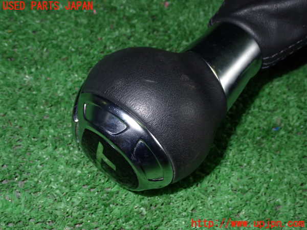 1UPJ-9239757570]アウディ・TT クーペ(8JCDA)シフトノブ 中古_4