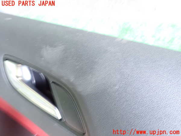 1UPJ-9239751264]アウディ・TT クーペ(8JCDA)左ドア内張り 中古_4