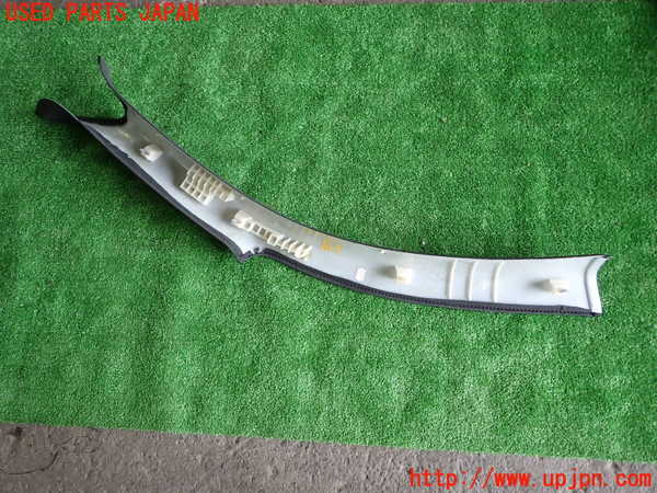 1UPJ-9239757655]アウディ・TT クーペ(8JCDA)右フロントピラートリム 中古_4