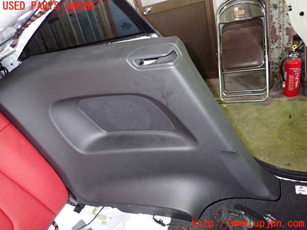 1UPJ-9239757680]アウディ・TT クーペ(8JCDA)左リアピラートリム 中古_2