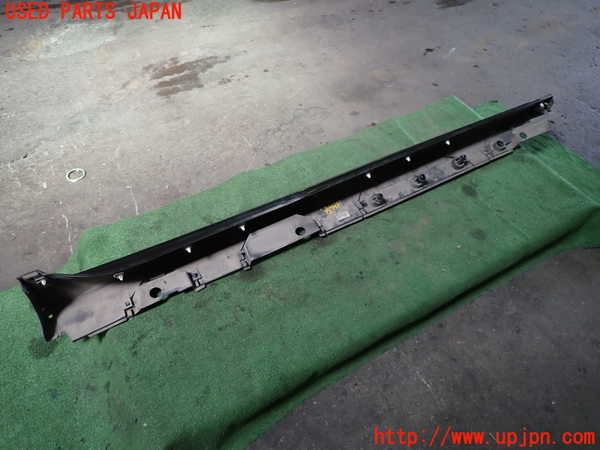 1UPJ-9239761392]カムリハイブリッド(AXVH70)左サイドステップ 中古_5