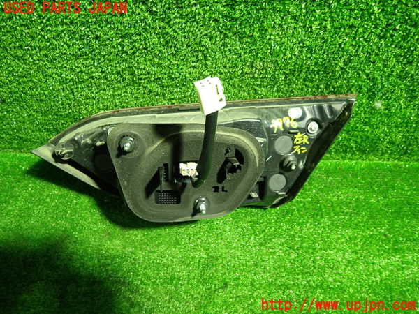 1UPJ-9239761552]カムリハイブリッド(AXVH70)左リアフィニッシャー 中古_3