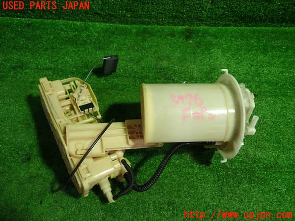 1UPJ-9239762510]カムリハイブリッド(AXVH70)燃料ポンプ 中古_3