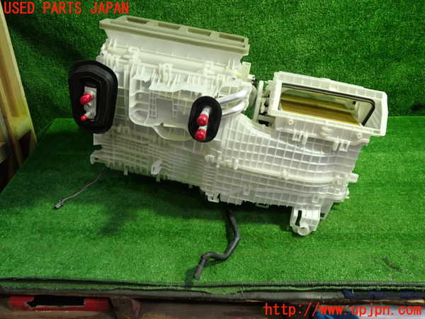 1UPJ-9239766081]カムリハイブリッド(AXVH70)エバポレーター1 中古_4