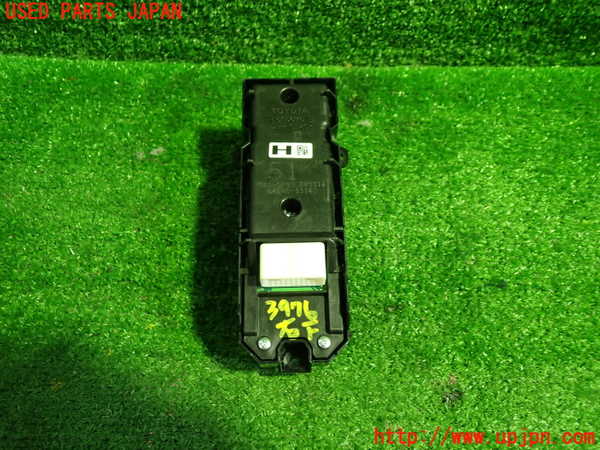 1UPJ-9239766240]カムリハイブリッド(AXVH70)右前パワーウィンドウスイッチ 中古_4
