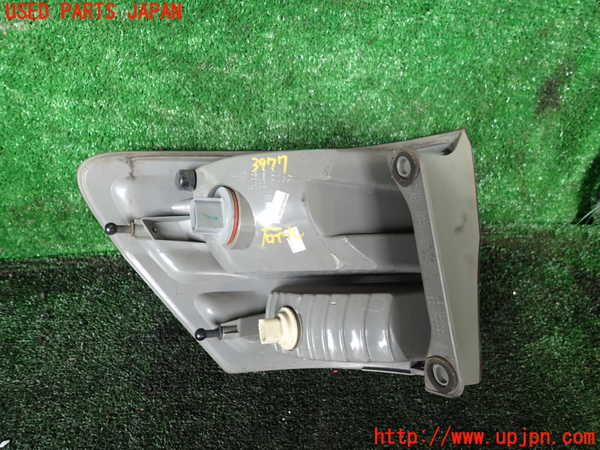 1UPJ-9239771530]ジープ・グランドチェロキー(WK36A)右テールランプ 中古_2
