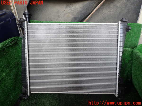 1UPJ-9239772321]ジープ・グランドチェロキー(WK36A)ラジエーター1 中古_2