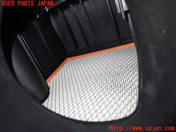 1UPJ-9239772560]ジープ・グランドチェロキー(WK36A)エアクリーナーボックス 中古_3