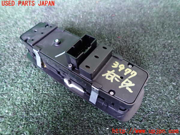 1UPJ-9239776240]ジープ・グランドチェロキー(WK36A)右前パワーウィンドウスイッチ 中古_2